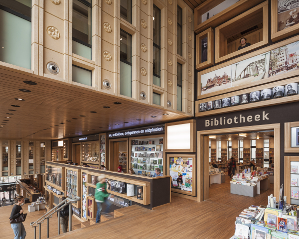 3431-2163-H-UV-DS-17-ingang bibliotheek.jpg
